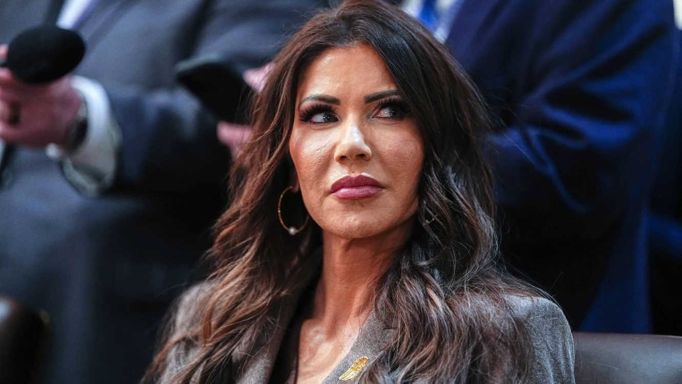 Kristi Noem Devastated Over Report Her Husband Cross-dresses Kristi Noem Devastated Over Report Her Husband Cross-dresses