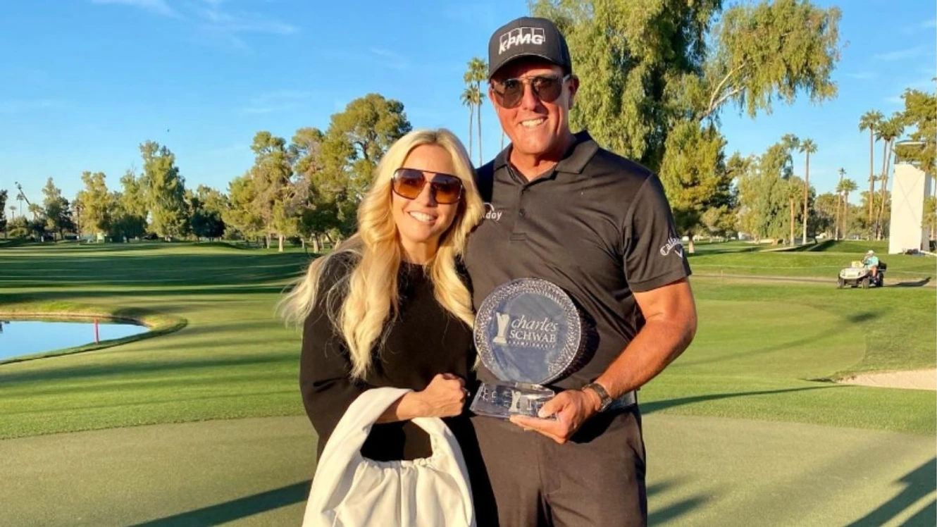 Phil Mickelson's wife Amy stands by him amid new allegations