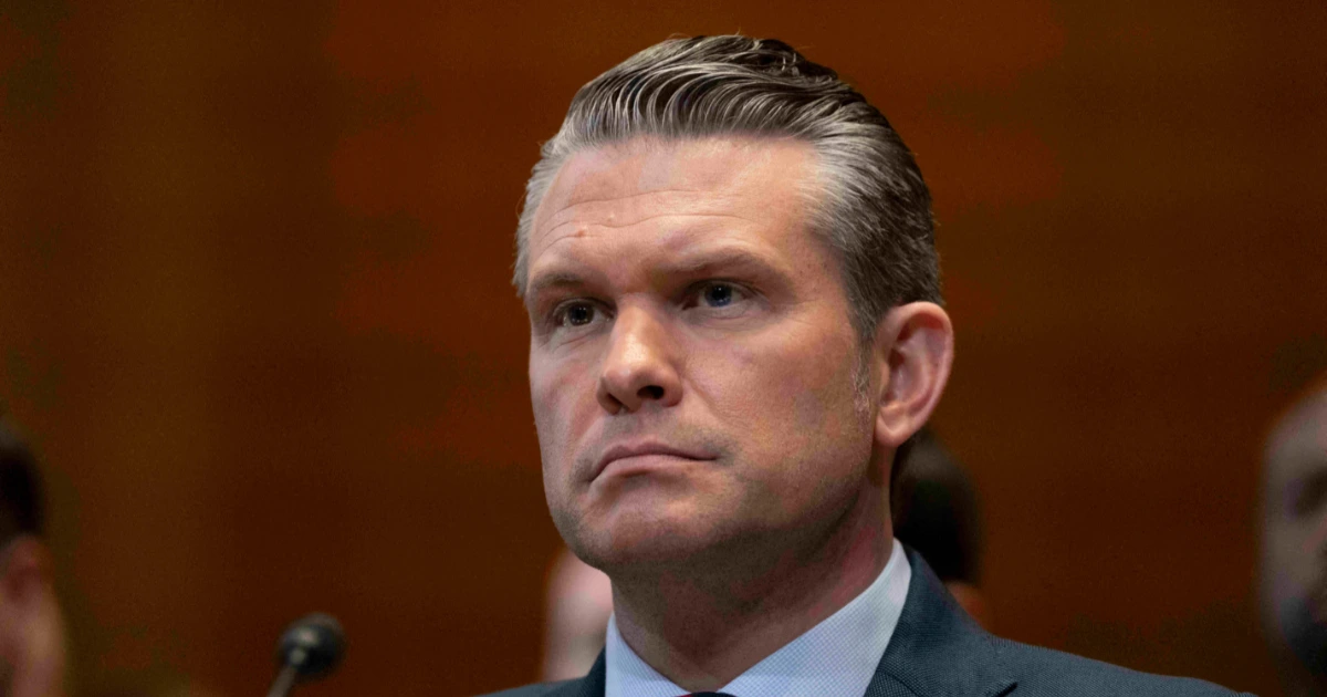Pete Hegseth's Workout Form Criticized By Experts