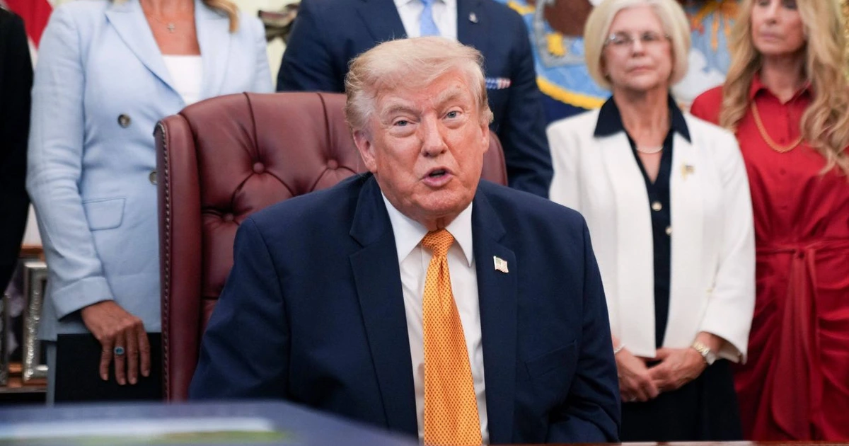 Donald Trump says 'moving cameras' caught Reflecting Pool vandals