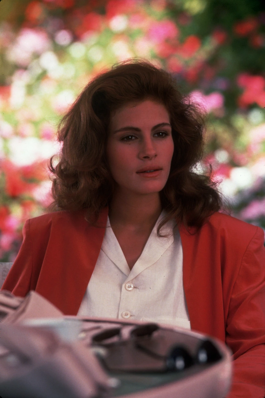 Julia Roberts' iconic fashion moments from Pretty Woman Julia Roberts' iconic fashion moments from Pretty Woman
