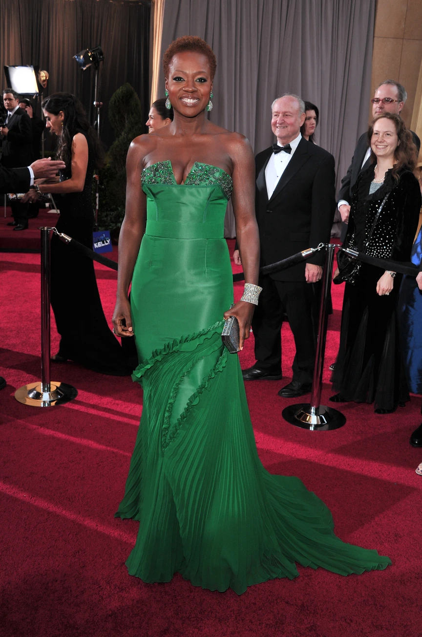 Angelina's right leg that sparked a meme, plus more fashion flashbacks from the 2012 Oscars