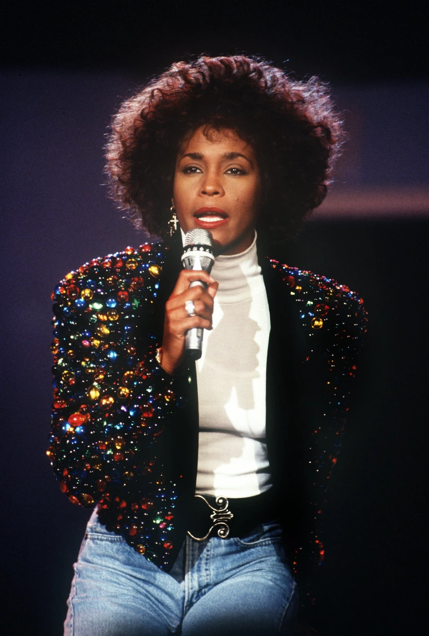 strapless open back dress Whitney Houston "I Wanna Dance with Somebody" Funko Pop!let's dance!   Blank Nerd