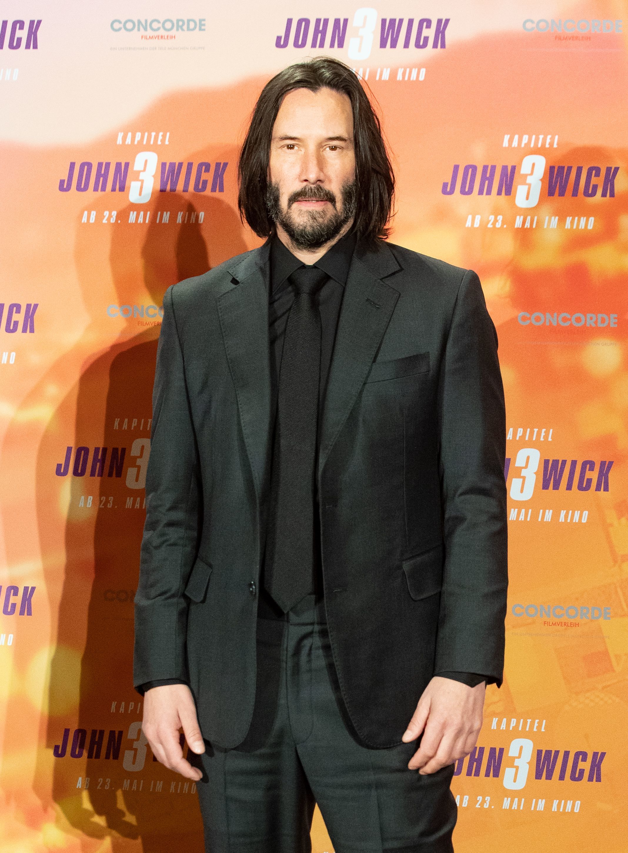 Angelina Jolie Wants Keanu Reeves To Join 'The Eternals' So She Can ...