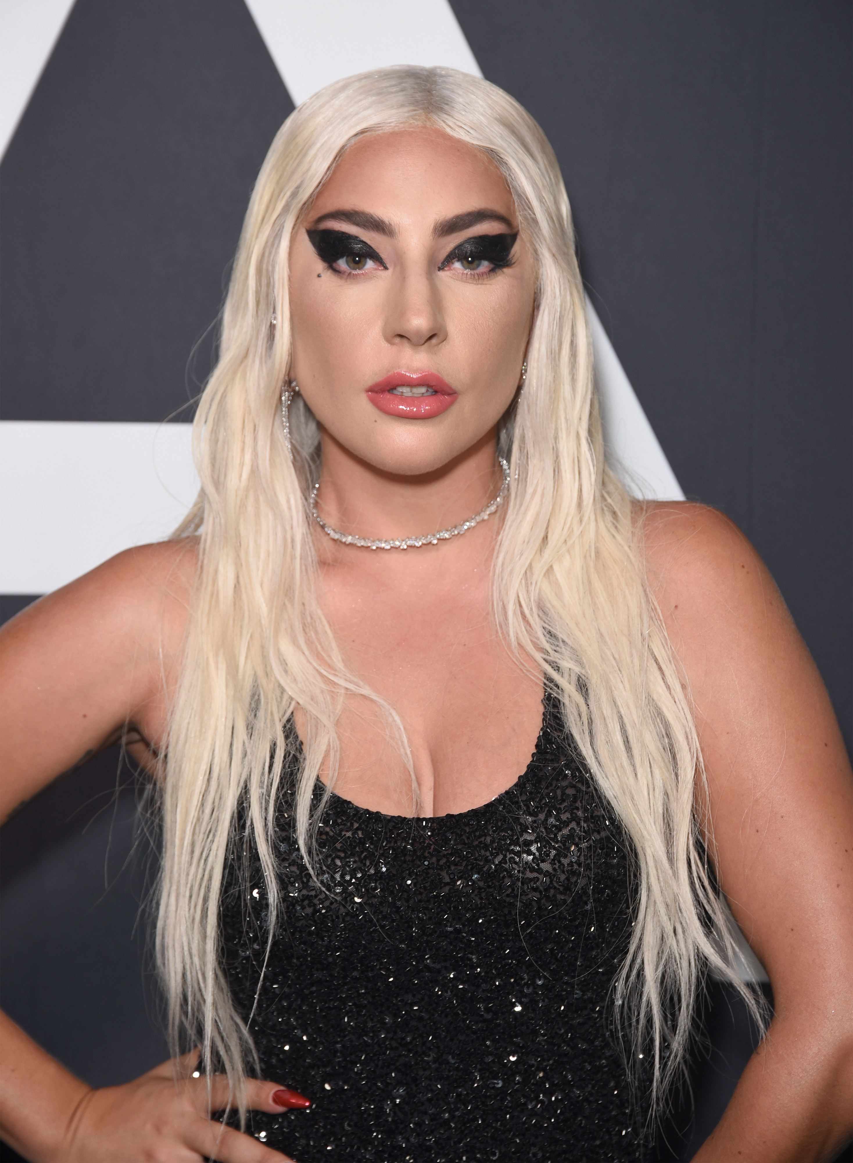 does lady gaga smoke cigarettes Lady Gaga dishes on quitting smoking: 'It was brutal'