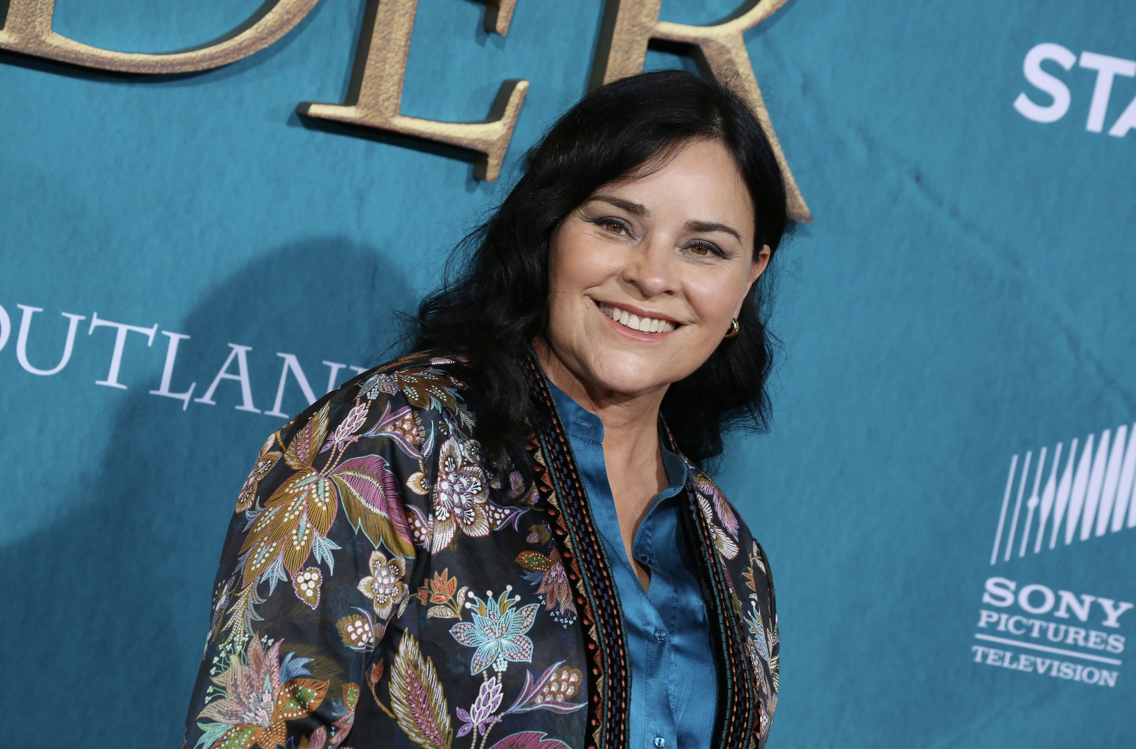 Best photos from the 'Outlander' season 5 premiere