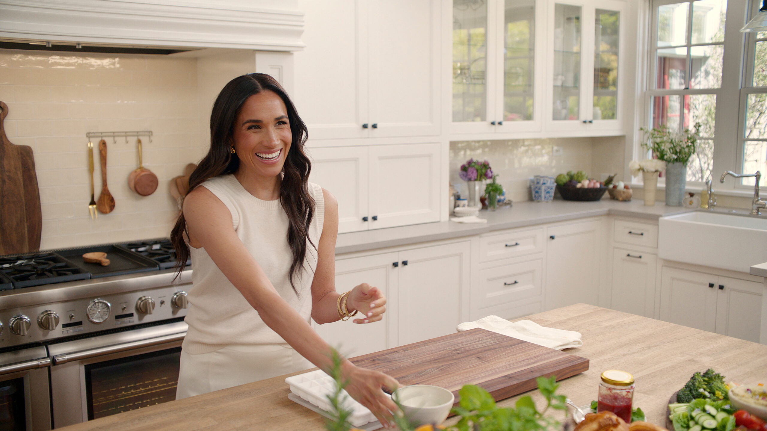 Meghan Markle Called 'Salmonella Sussex’ After Handling Turkey