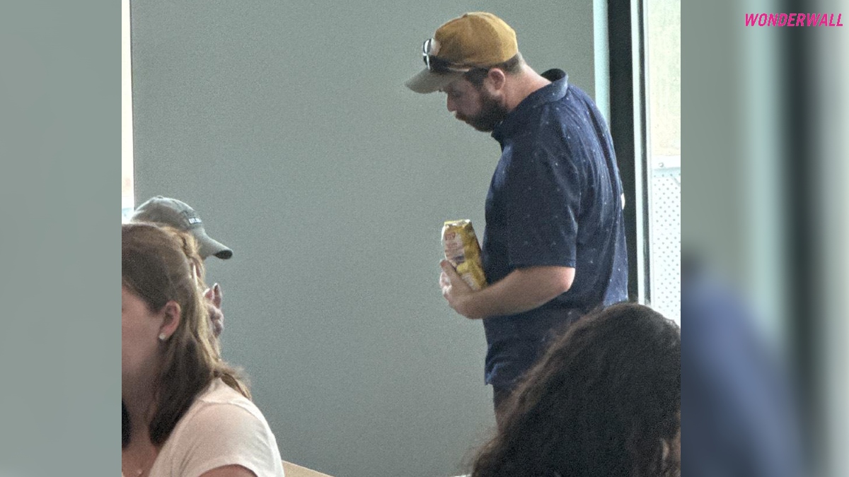 Joseph Duggar spotted with dad Jim Bob after prison release