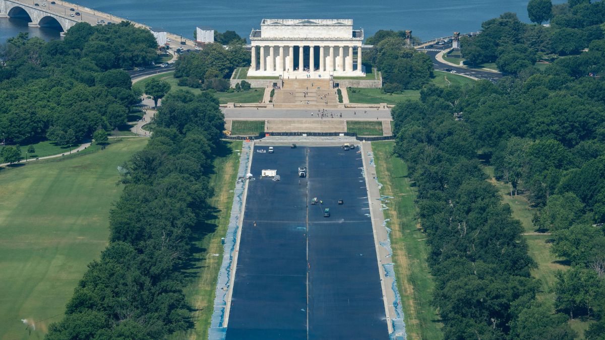Donald Trump Mocked For Reflection Pool Comments 