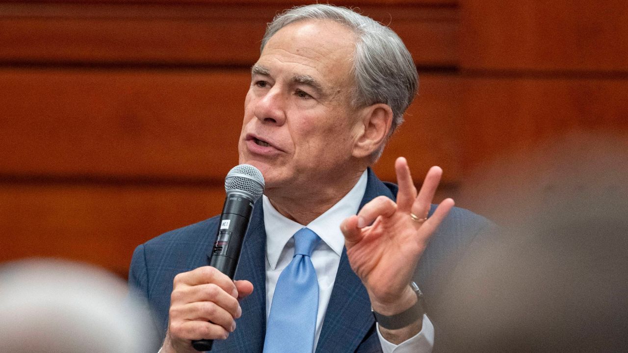 texas-greg-abbott-threatens-two-major-airports-illegal-islamic-ritual-washing-facilities