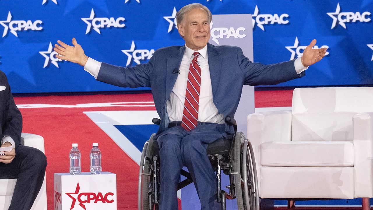 texas-greg-abbott-threatens-two-major-airports-illegal-islamic-ritual-washing-facilities