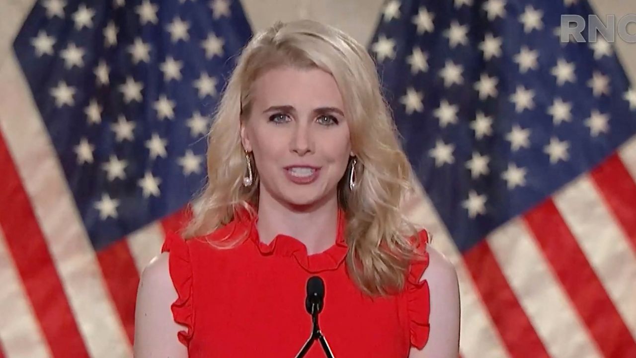donald-trump-top-aide-natalie-harp-incredibly-devoted-letters-alarmed-secret-service