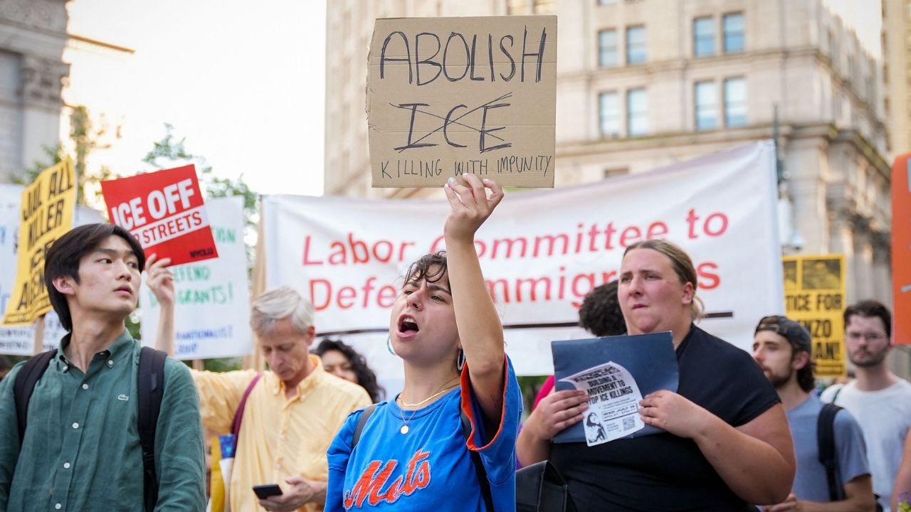 ice-arresting-parents-school-bus-stops-sinister-move-children-alone-scared-to-death